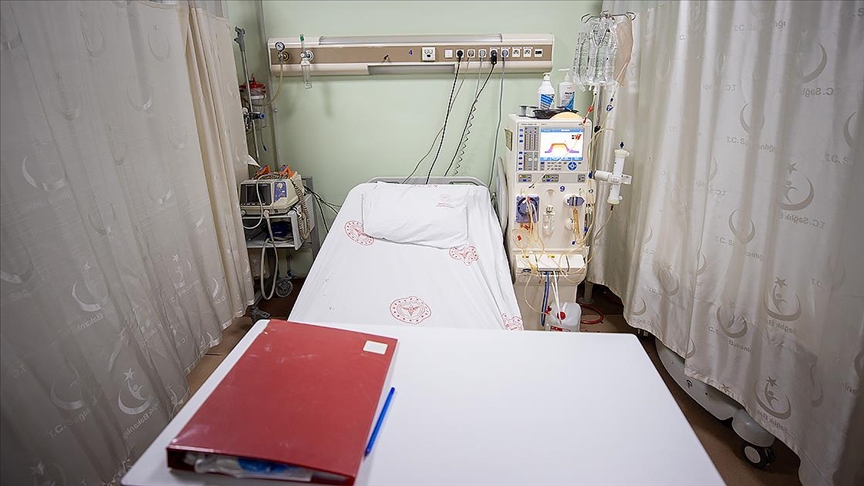 Böbrek hastalıklarında taş ağrısı "erken uyarı sistemi" olarak görülüyor