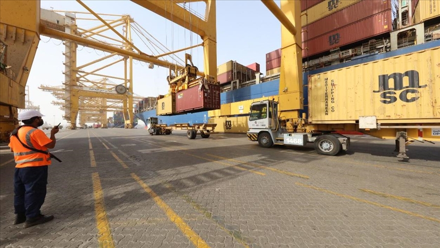 Un porte-conteneurs visé au large des Émirats arabes unis, sans blessés