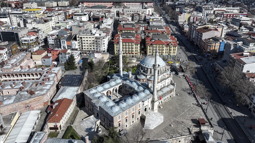 مسجد "لاله لي" بإسطنبول.. العمارة العثمانية بين الكلاسيكية والباروك