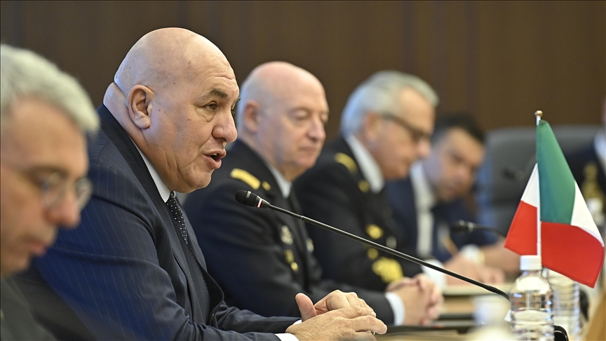 Ministri i Mbrojtjes  Italia planifikon tërheqjen e trupave nga baza në Erbil