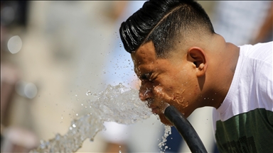 One third of world population lives where heat severely limits daily activity: Report