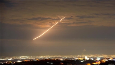 ОАЭ заявили о перехвате ракет и беспилотников, запущенных из Ирана