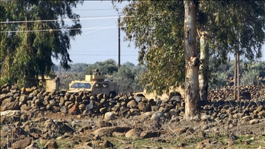 إسرائيل تعتقل 4 رعاة أغنام بينهم طفل بريف القنيطرة السورية