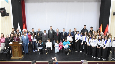 Në Shkollat Maarif në Tetovë mbahet program për ditën e himnit të Turqisë