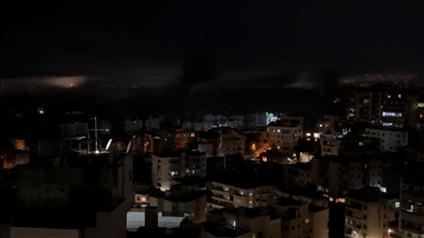 İsrail, Lübnan'ın başkenti Beyrut'a hava saldırıları düzenledi