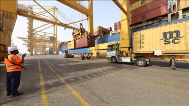 Un porte-conteneurs visé au large des Émirats arabes unis, sans blessés