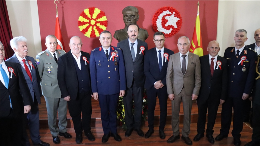 Mustafa Kemal Ataturku përkujtohet në shkollën ku u diplomua në Manastir