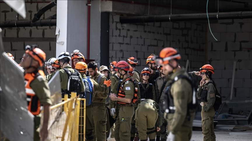 إعلام إسرائيلي: أضرار وحرائق في تل أبيب و"حولون" جراء صواريخ إيرانية