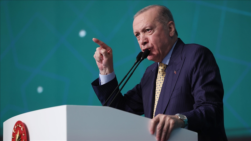 Erdogan: "Notre priorité absolue est de garder notre pays loin de ce brasier" 