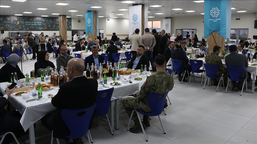 Shkollat Ndërkombëtare Maarif organizuan iftar në Kosovë