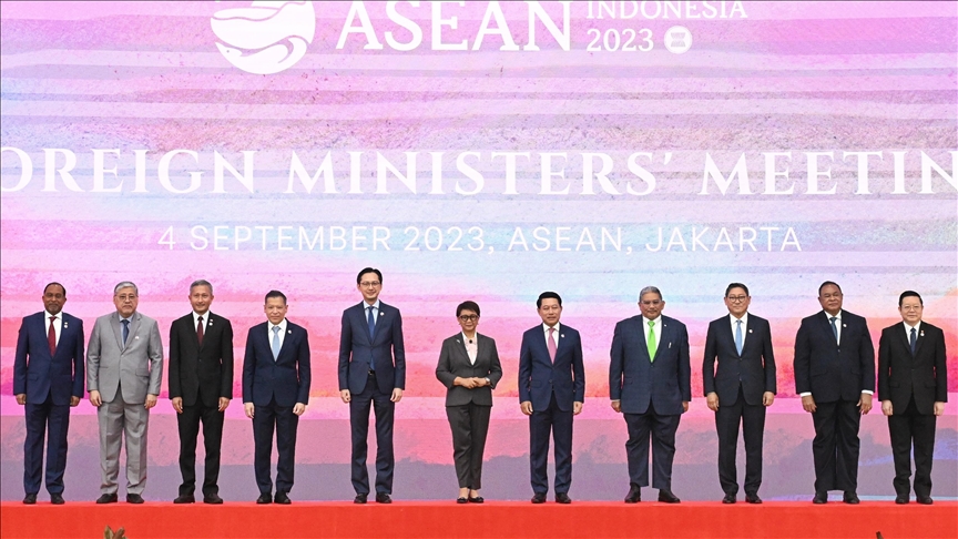 ASEAN foreign ministers call for immediate ceasefire in Middle East