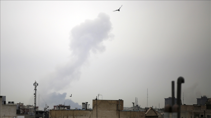 غارة إسرائيلية تستهدف وسط طهران خلال مسيرة "يوم القدس"