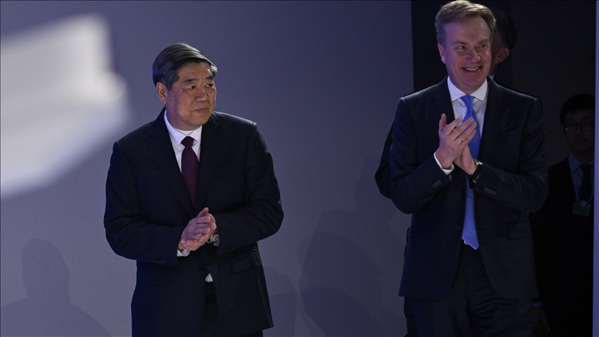 China, US to hold trade talks in Paris amid Mideast tensions