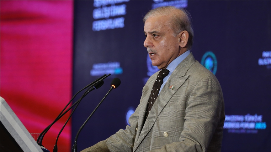 Sharif expresses Pakistan’s ‘full support’ to Saudi Arabia in meeting with crown prince