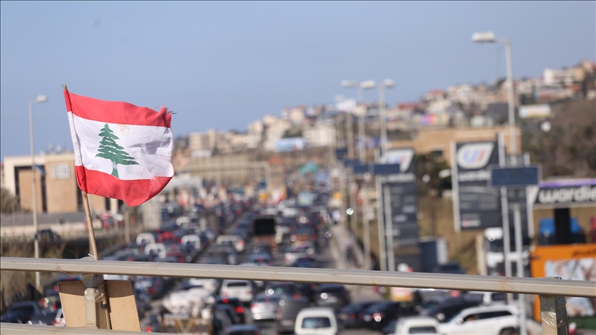 لبنان يستدعي القائم بأعمال إيران ويطالب بردود حول تصرفات بلاده