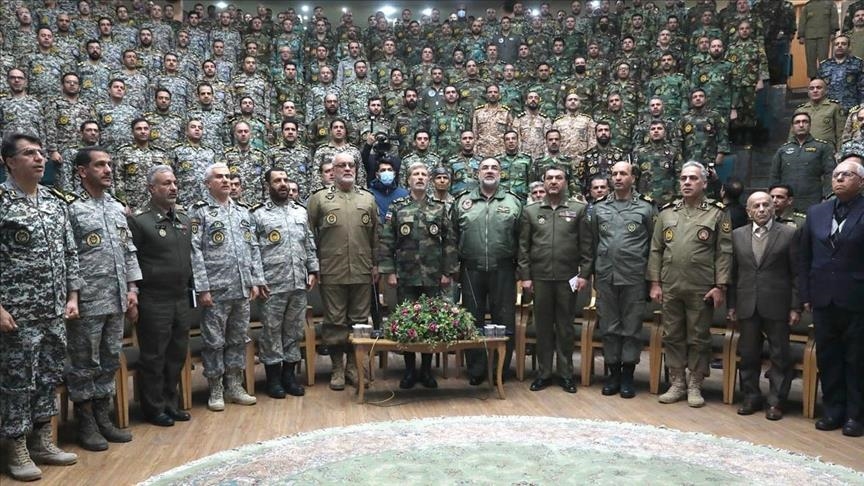 إسرائيل تعتذر عن خطأ في صورتي قائدين بالحرس الثوري و"حزب الله"