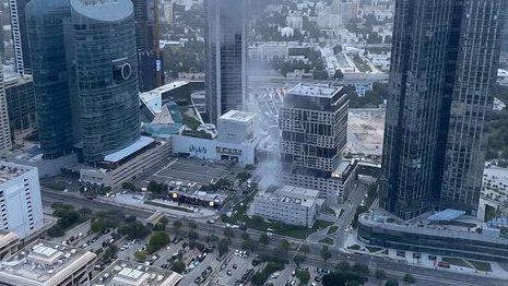 حملات پهپادی ایران به امارات؛ مرکز مالی دبی آتش گرفت