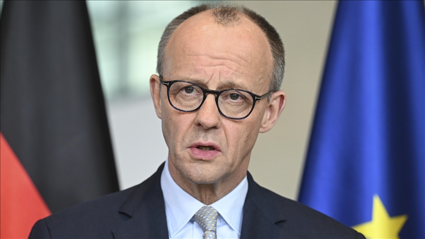 Allemagne : Merz critique Trump pour l’assouplissement des sanctions pétrolières contre la Russie