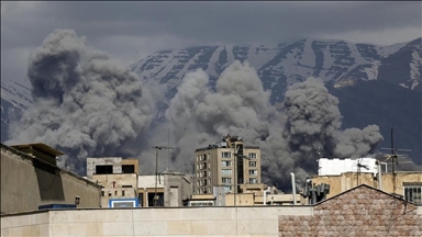 Izraeli shënjestron njëkohësisht qytetet iraniane Teheranin, Shirazin dhe Ahvazin