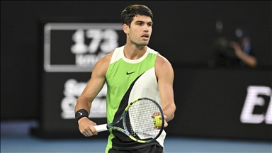 تنس.. كارلوس ألكاراز يتغلب على نوري ويمدد سلسلة انتصاراته في 2026