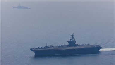 Iran tvrdi da je američki nosač aviona USS Abraham Lincoln teško oštećen u napadu raketama i dronovima