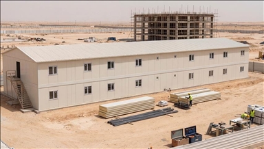 كارمود التركية تبني مسكنا لعمال مشروع "أبراج بنغازي" في ليبيا