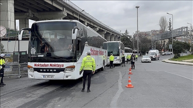 Polis ekipleri, bayram öncesi Büyük İstanbul Otogarı'nda denetim yaptı