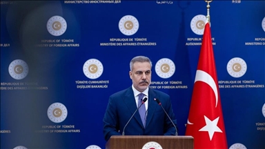 Kryediplomati turk diskuton zhvillimet rajonale me homologët nga Katari dhe Azerbajxhani