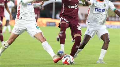 Göztepe, Süper Lig'de yarın Alanyaspor'u konuk edecek