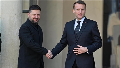 Zelenski stigao u Pariz na razgovore s Macronom