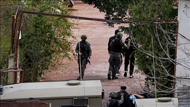 Filistin topraklarını gasbeden İsrailliler, Batı Şeria'da Filistinlileri darbetti hayvanlarını çaldı