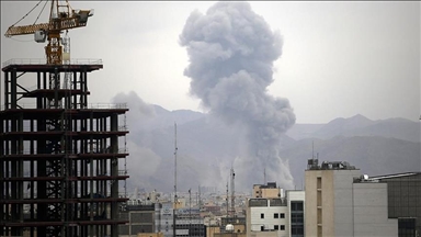 Piştî hişyariya Îsraîlê ya ji bo êrîşeke li ser Tehranê, li paytextê teqîn çêbûn