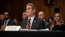 EEUU “permite a los países comprar petróleo ruso, actualmente varado en el mar”