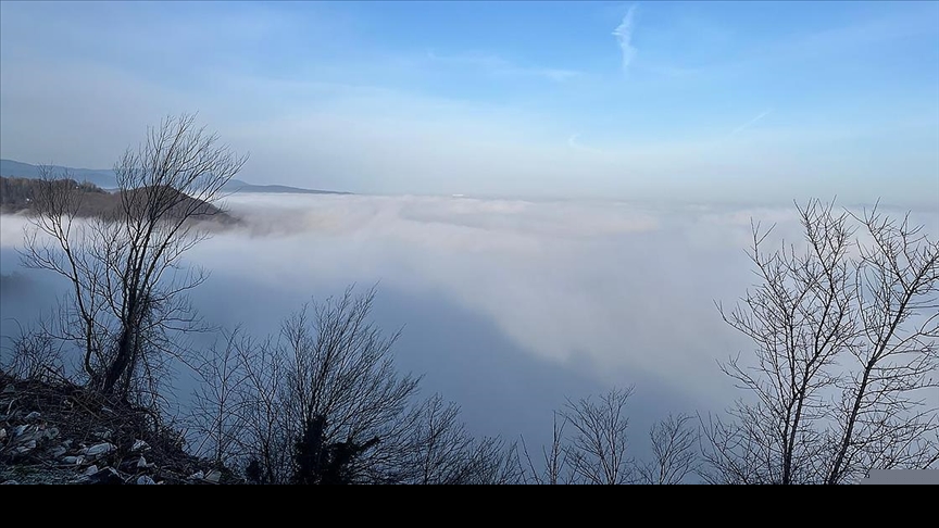 Bolu Dağı'nda sis etkili oldu