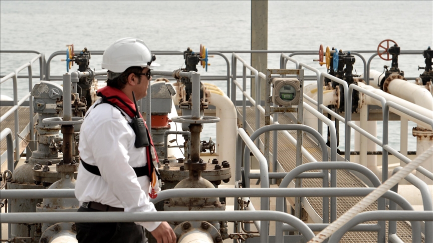 Iran says US strike on Kharg Island caused no damage, threatens retaliation