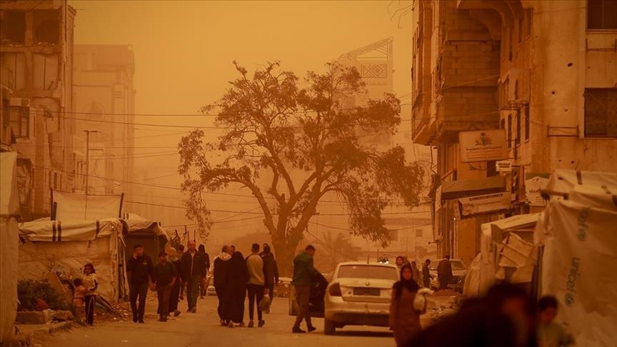 Песчаная буря усложнила жизнь внутренне перемещенных жителей сектора Газа