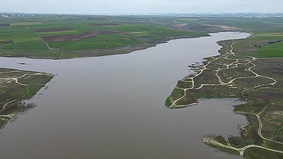 Kuraklıkla suyu çekilen Türkmenli Göleti yağışlarla yeniden dolmaya başladı