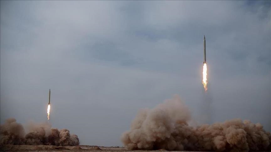 إيران تعلن استهداف جهاز الاستخبارات العسكرية وقواعد جوية بإسرائيل