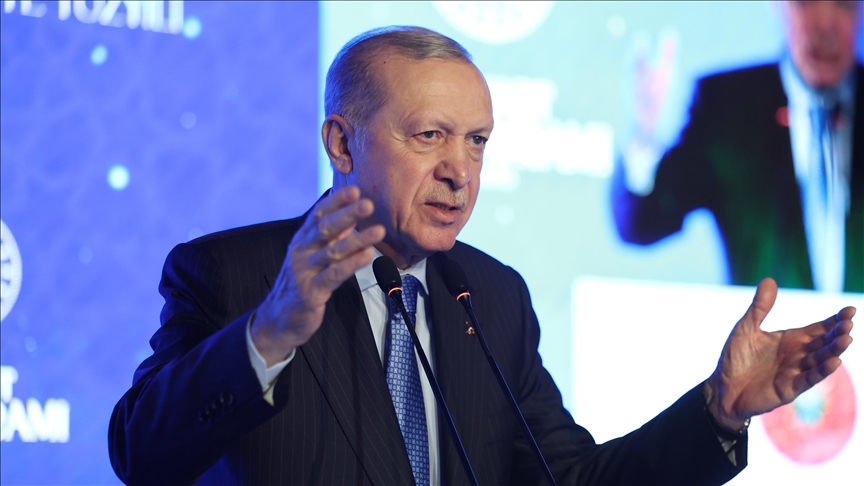 Erdogan fustige Israël pour ses frappes continues contre les écoles et les hôpitaux en Iran et au Liban