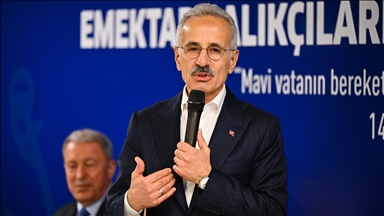 Bakan Uraloğlu: Hürmüz Boğazı’nda 15 Türk sahipli gemi var