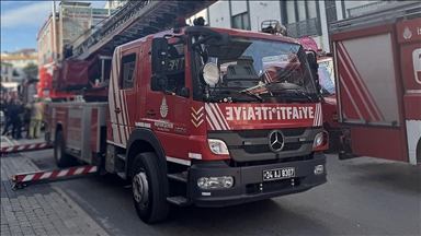 Fatih'te apartmanda çıkan yangında 1 kişi öldü, 5 kişi yaralandı