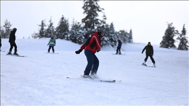 Yurduntepe Kayak Merkezi snowboard ve kayakçıların gözdesi oldu
