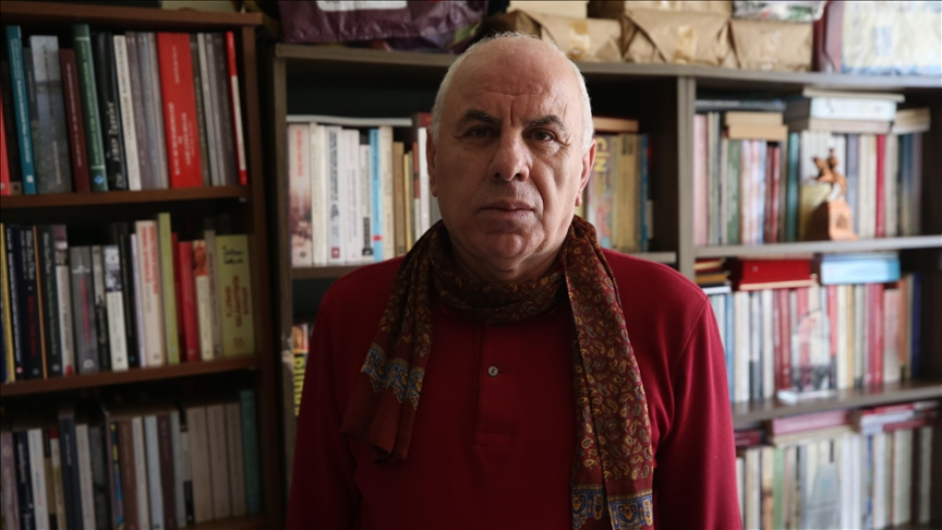 Savaş yıllarında er olarak görev yaptığı Çanakkale'ye 30 yıl sonra vali olmuş