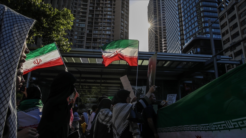 Trois joueuses de l’équipe nationale féminine iranienne décident de rentrer en Iran depuis l’Australie