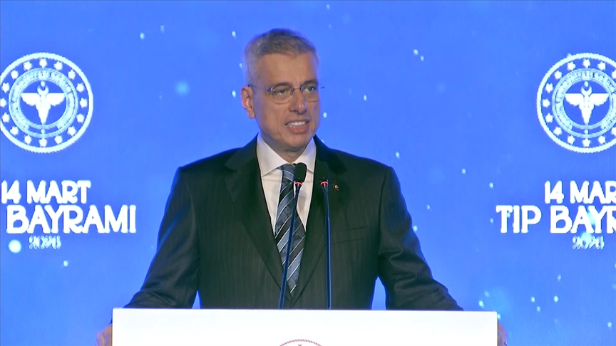 Sağlık Bakanı Memişoğlu: İnsan hayatına dokunan her bir sağlık çalışanımız, iyiliği ve doğruluğu da temsil etmektedir