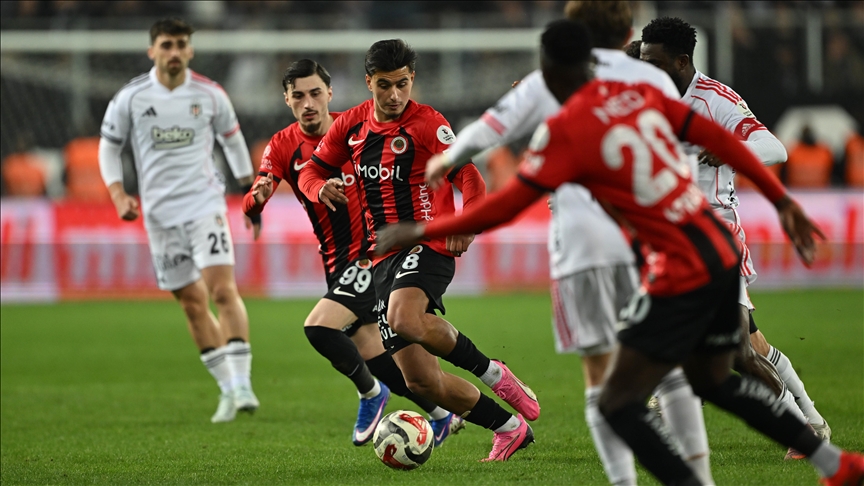 قدم.. بشيكطاش يعزز موقعه في المركز الرابع بالدوري التركي