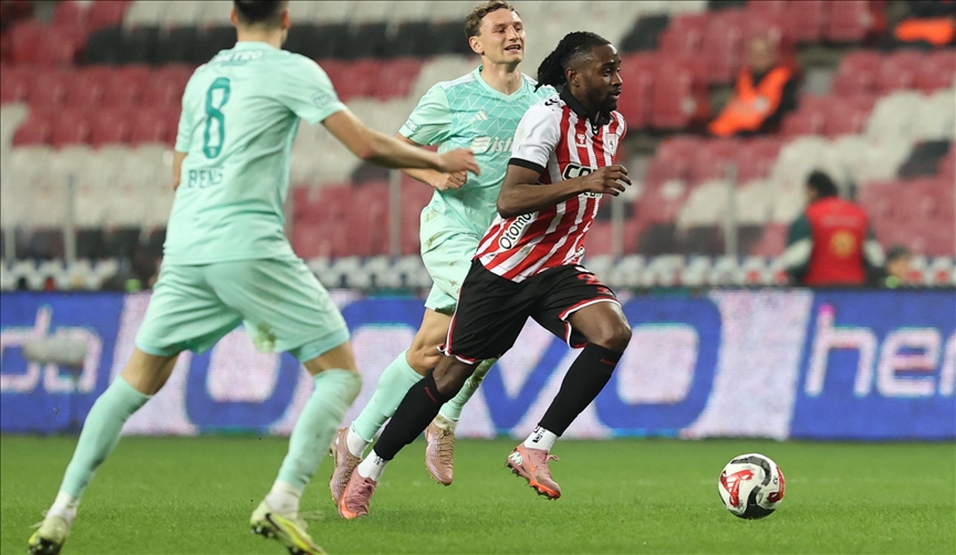 Samsunspor, sahasında Kayserispor'u yendi