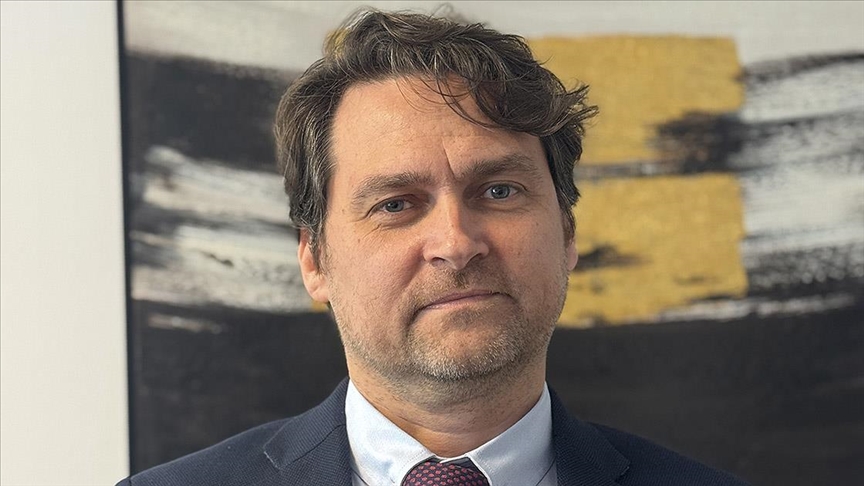 İhmal edilen "endometriozis" kadınlarda nefes darlığı ile böbrek sorunlarına neden olabiliyor