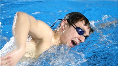 Milli yüzücülerin hedefi Avrupa'dan iyi sonuçlarla dönüp olimpiyat yolunu açmak