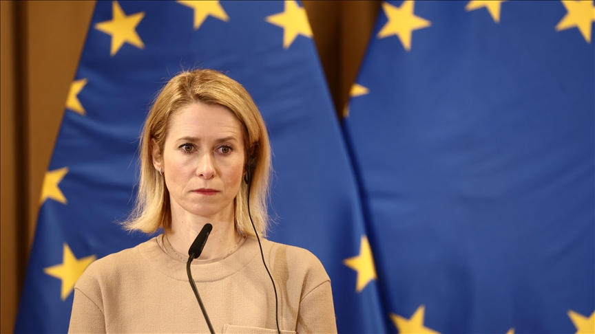 La levée partielle des sanctions américaines sur le pétrole russe crée un « précédent dangereux », alerte l'UE